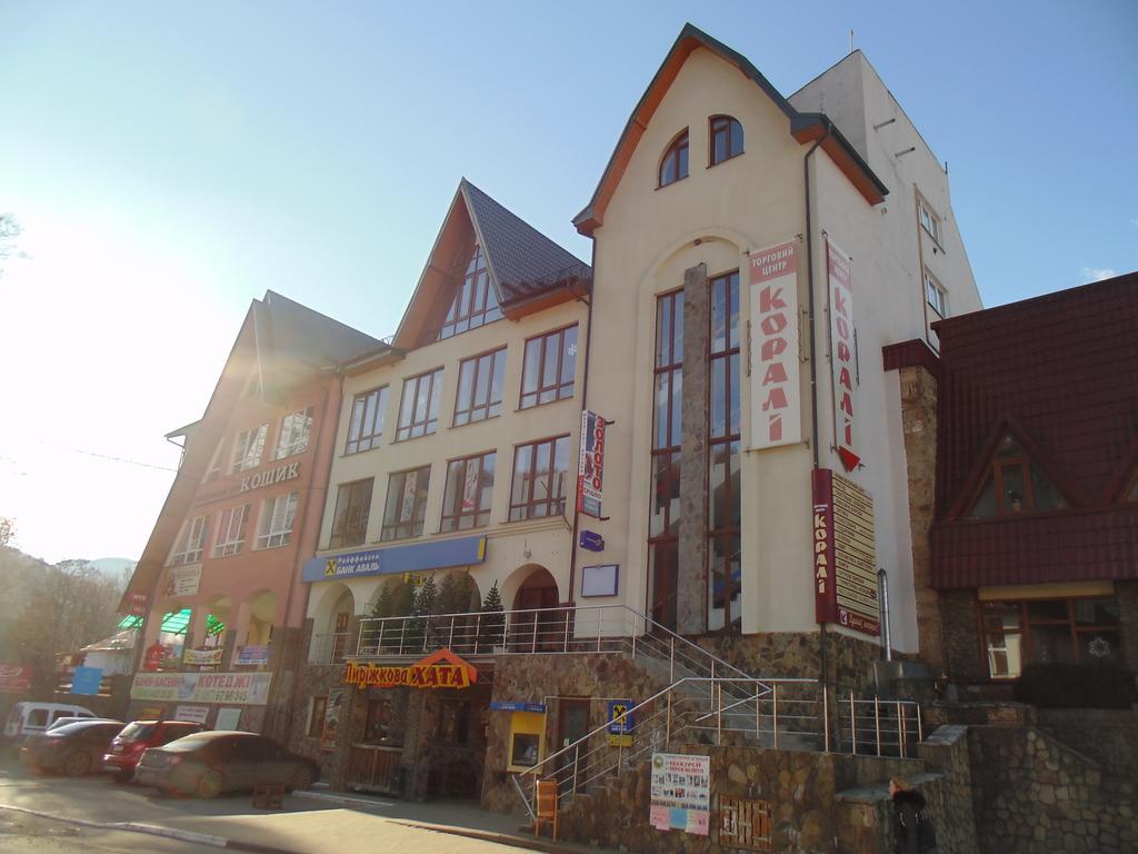 Korali Hotel Yaremche Exterior photo
